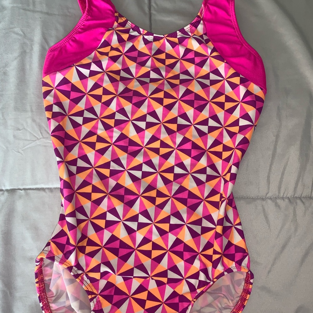 Gymnastics leotard
